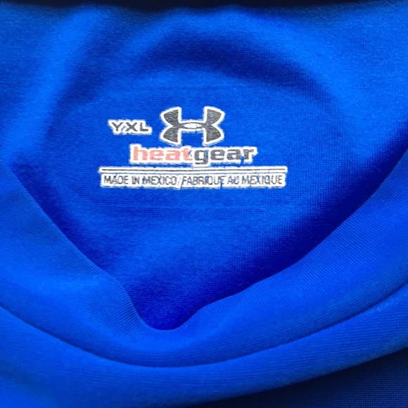 Sale‼️ Under Armour Athletic Shirt Set (2) - Picture 4 of 9